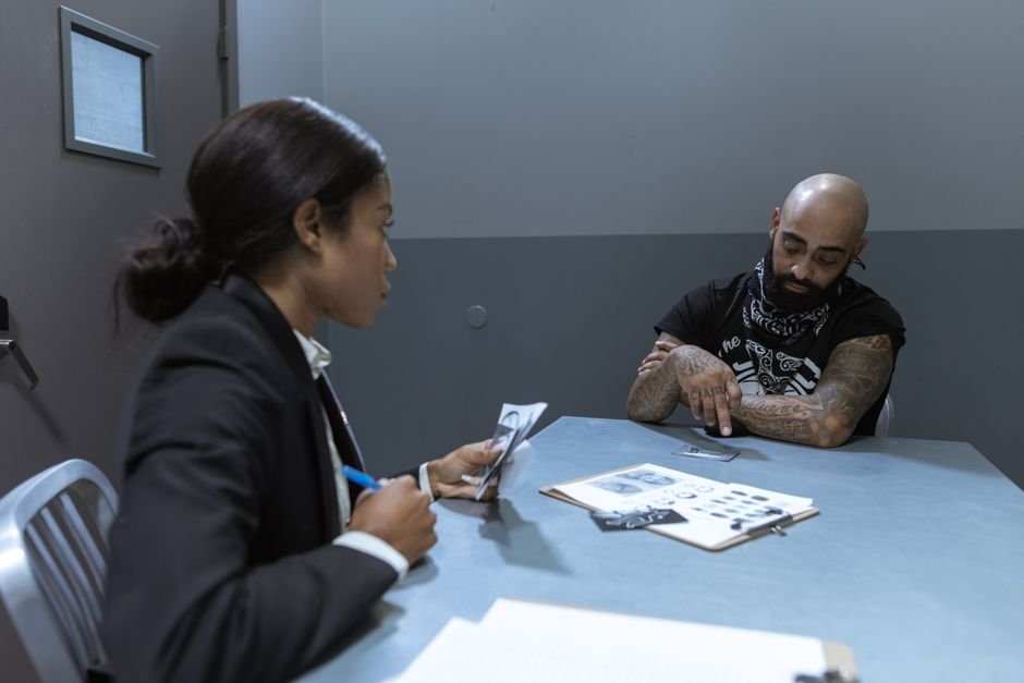 Delegacias especializadas