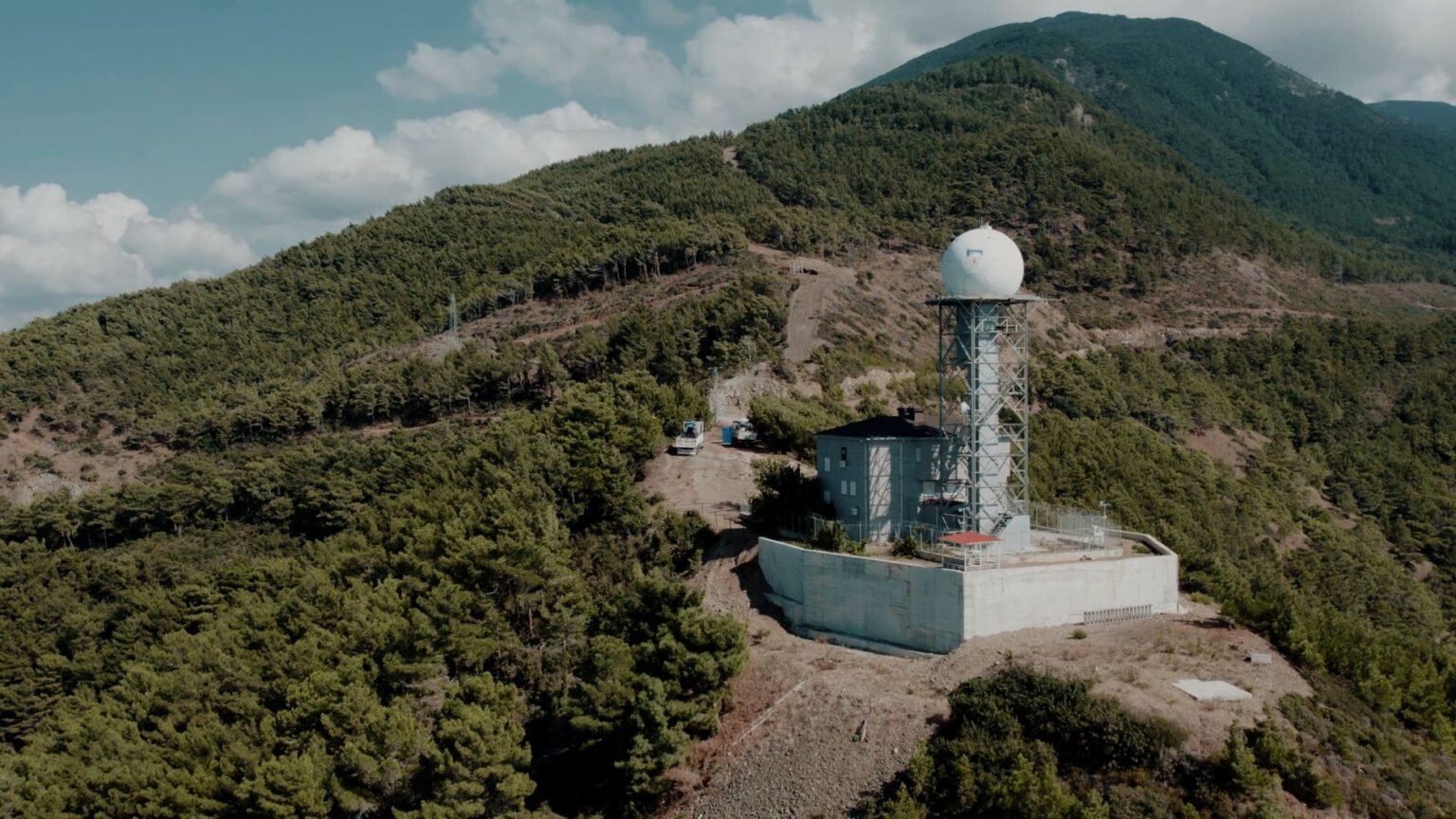 O Que Faz um Meteorologista: O Cientista Que Estuda o Clima O Que Faz um Meteorologista: O Cientista Que Estuda o Clima