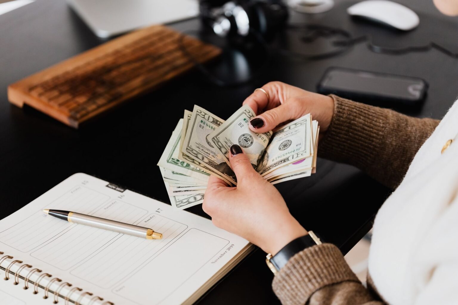 13º Salário: Como Funciona o Cálculo e Quando Ele É Pago 13º Salário: Como Funciona o Cálculo e Quando Ele É Pago